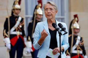 Remaniement gouvernemental en France : Élisabeth Borne démissionne à six mois des élections européennes Élisabeth Borne