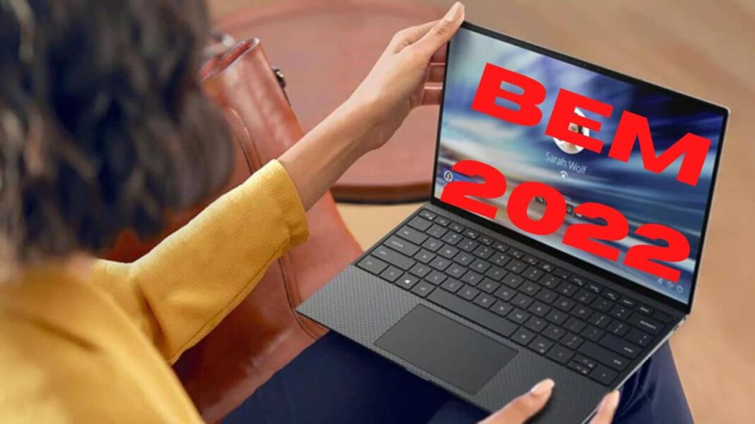 Résultats du BEM 2022 en Algérie Étudiant montrant un ordinateur avec résultats du BEM 2022 en Algérie.