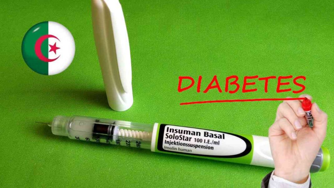Stylo d'insuline pour diabète avec injection et drapeau algérien.