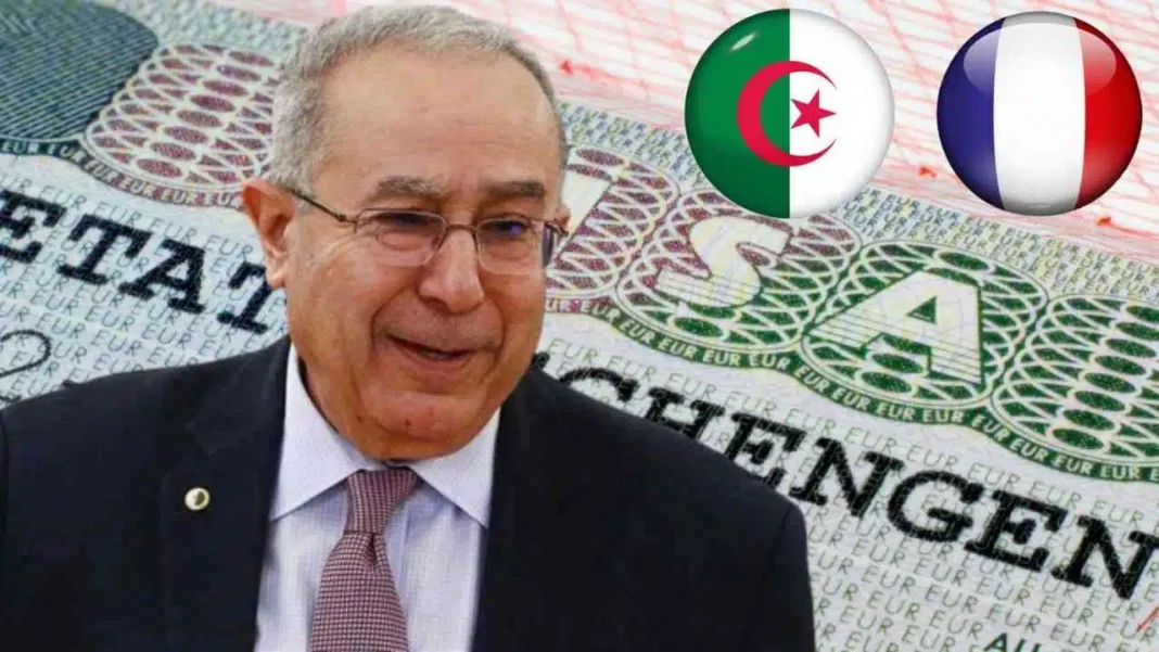 Le ministre algérien dément l'arrêt des visas pour la France.