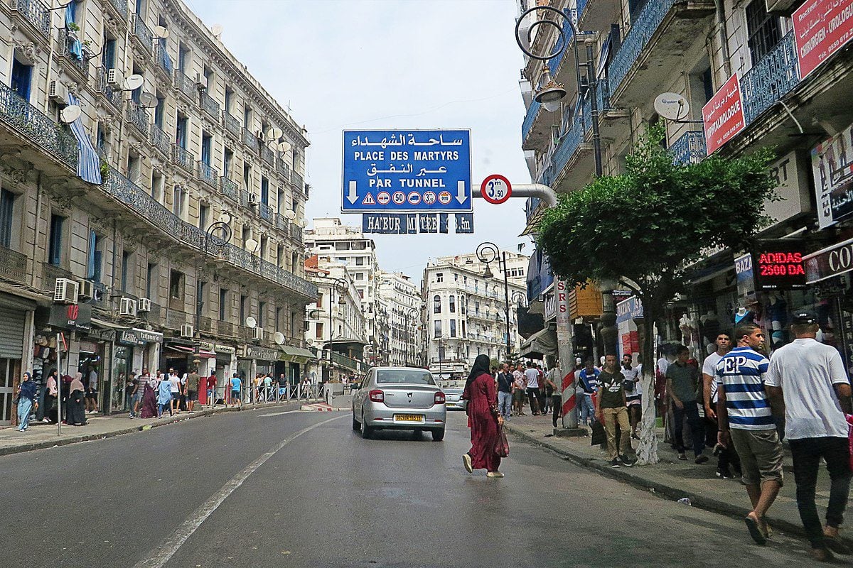 Alger-SEAAL : la rue Hassiba Ben Bouali est temporaire fermée pour travaux