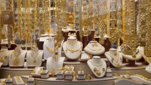 Hausse de Prix : Tabac et Bijoux plus chers en Algérie dès 2025 Bijoux en or