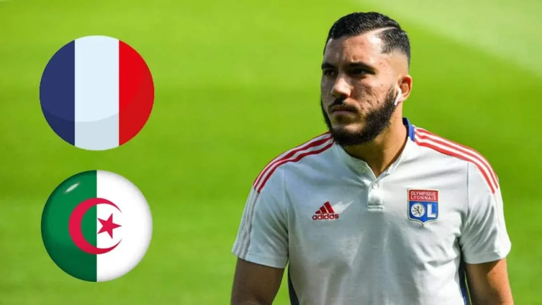 Rayan Cherki lors d'un match, portant le maillot de l'Olympique Lyonnais.