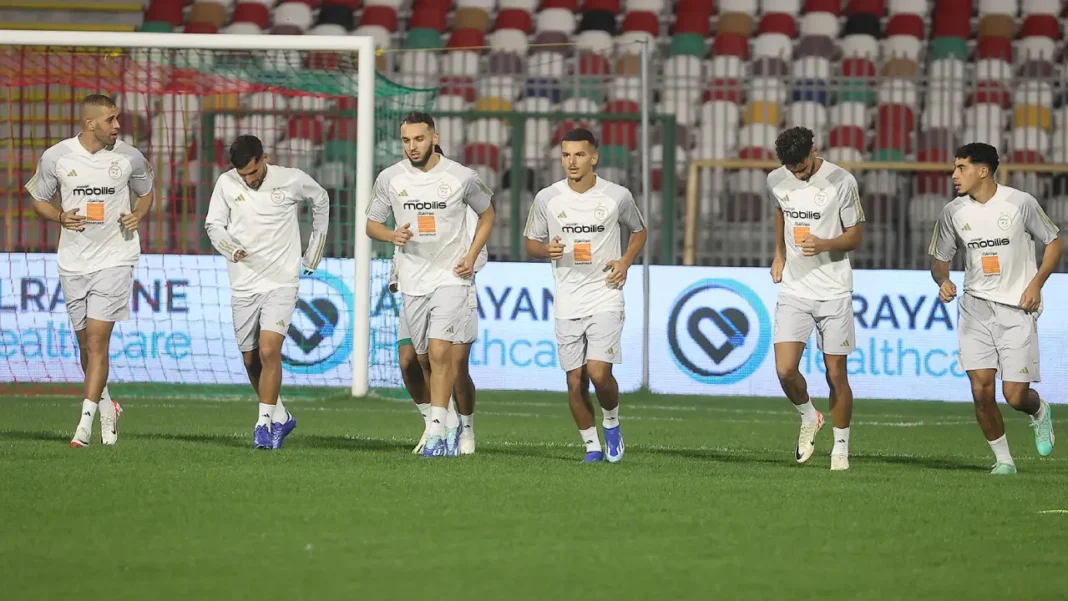 Équipe nationale d'Algérie lors d'une séance d'entraînement.