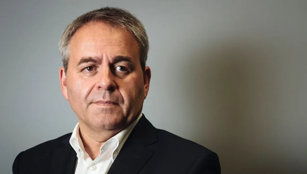 Xavier Bertrand, homme politique français, portrait professionnel.
