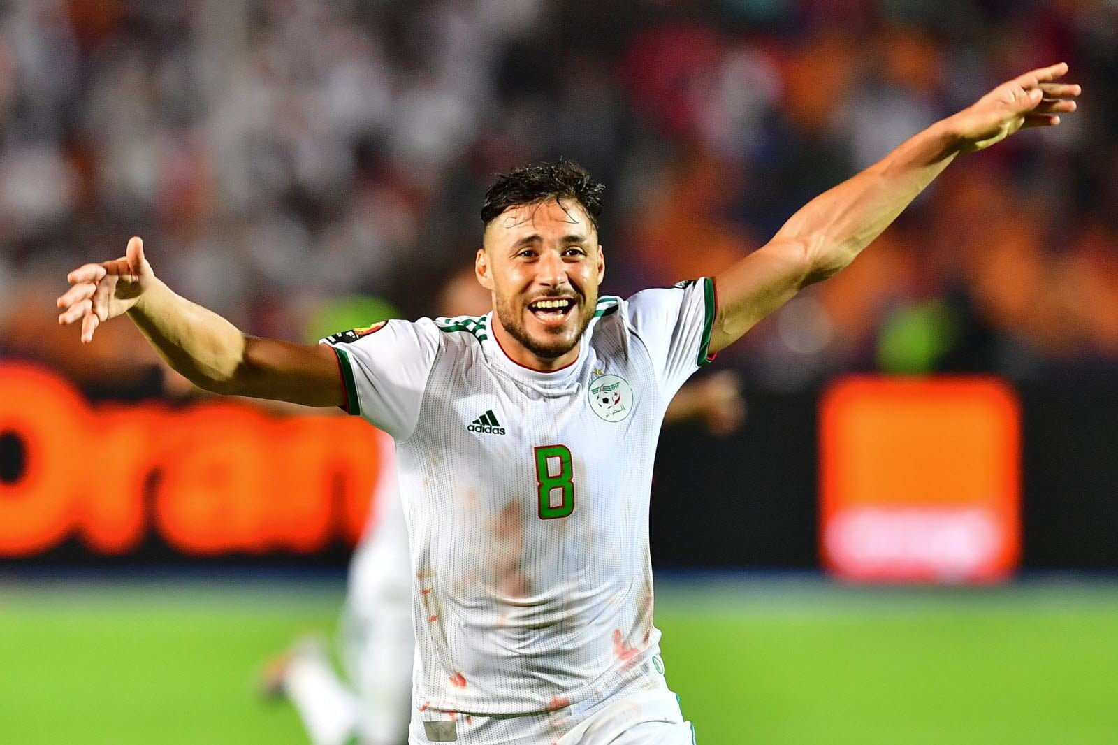 Youcef Belaili dépasse Lionel Messi : performance remarquable en passes décisives avec l'Algérie et le MC Alger CAN 2023 : Youcef Belaïli prêt à briller avec l'Équipe Nationale Algérienne