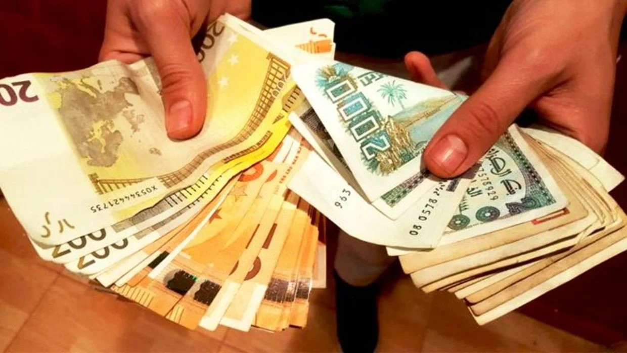 Taux de change en Algérie : Que valent 500 euros en Dinars Algériens ce vendredi 19 avril 2024 ? Taux de change en Algérie : Que valent 500 euros en Dinars Algériens ce vendredi 19 avril 2024 ?