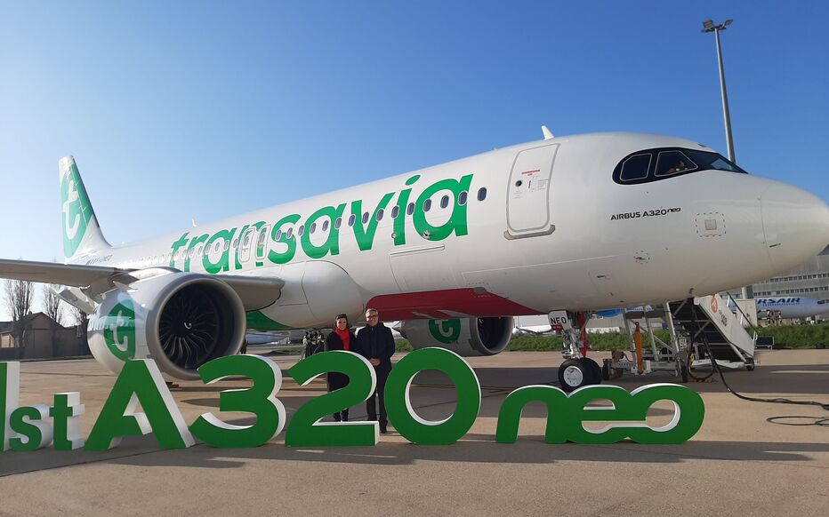 Transavia France dévoile son premier Airbus A320neo à l'aéroport.