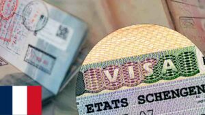 Obtenir un Visa étudiant pour la France : Guide Complet pour Réussir sans Stress ni Refus Un Objectif Commun : Étudier en France