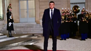 Macron à Kylian Mbappe : "Vous allez encore nous créer des ennuis" Kylian Mbappe