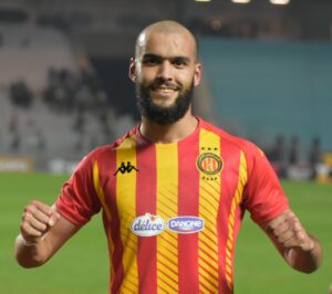 Un cadre de l'équipe d'Algérie blessé à 3 semaines du stage Mohamed Amine Tougaï