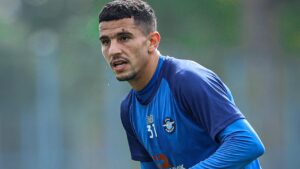 Youcef Atal en route vers la Real Sociedad : Un renfort défensif imminent Transfert à l'OM : le maire de Marseille pris à contre pied, bonne nouvelle pour Youcef Atal