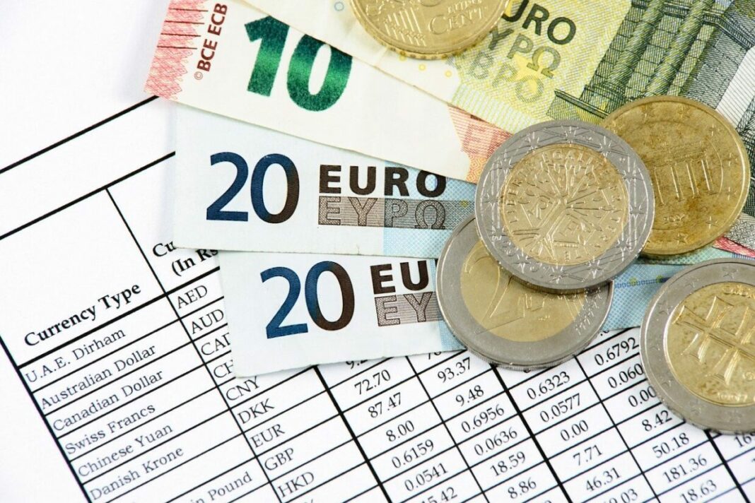 Taux de change du 28 avril 2024 : L'euro face au dinar algérien à Banque d’Algérie et sur le marché parallèle
