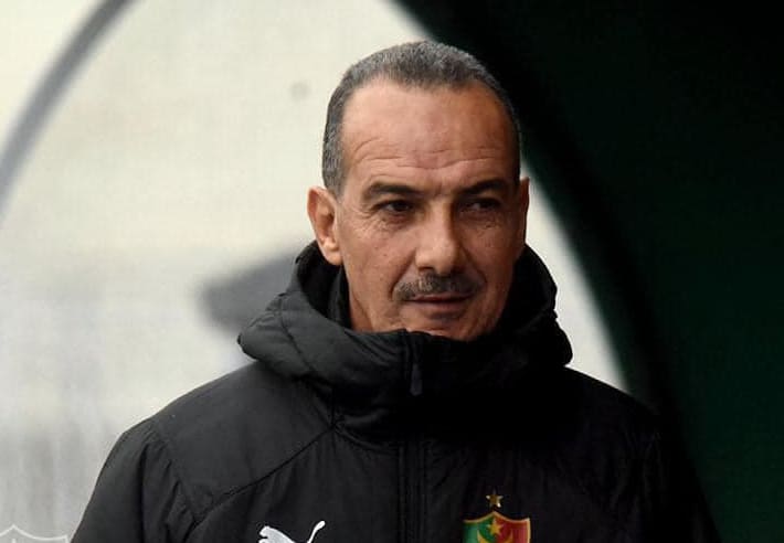 Vladimir Petkovic, entraîneur de l'équipe d'Algérie, lors d'une séance d'entraînement.