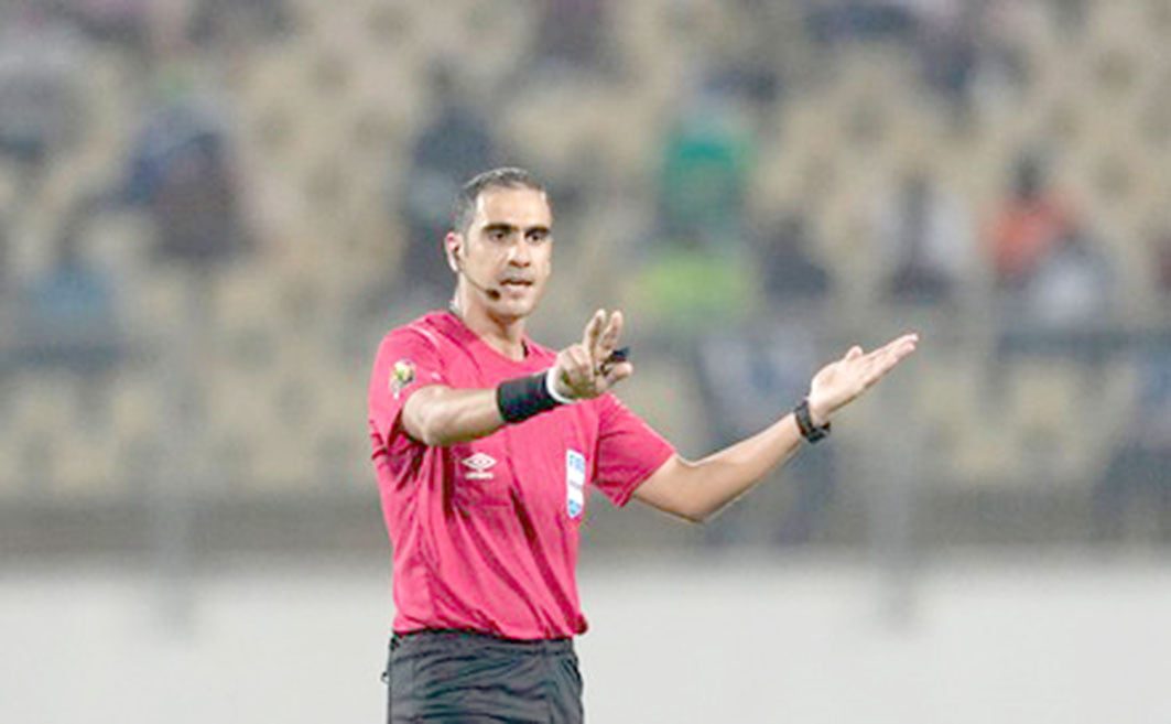 JO 2024 Paris : Lahlou Benbraham, arbitre algérien, retenu pour la VAR JO 2024 Paris : Lahlou Benbraham, arbitre algérien, retenu pour la VAR
