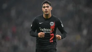 Farès Chaibi fout la trouille à son club, l’Eintracht Francfort Farès Chaibi fout la trouille à son club, l’Eintracht Francfort