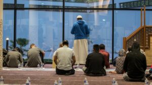 Un imam expulsé