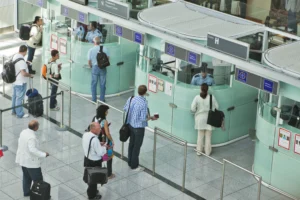 Faites gaffe! Ce pays de l'espace Schengen accélère les expulsions et décourage l'immigration. Il s'agit des... Ce pays de l'espace Schengen accélère les expulsions et décourage l'immigration