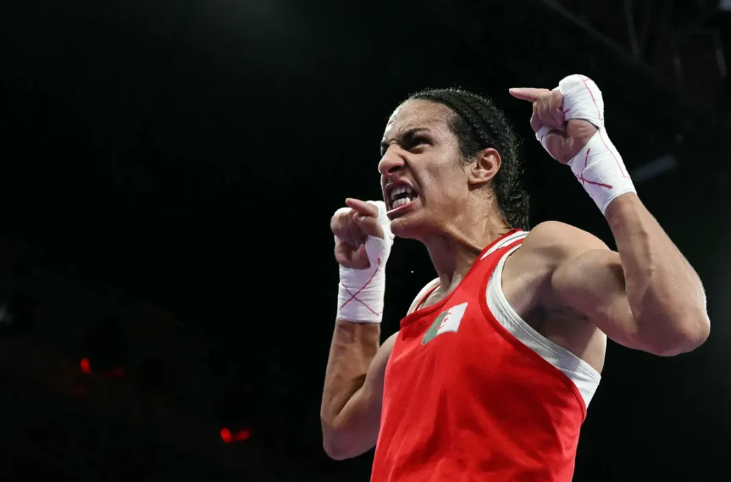 Imane Khelif en finale de boxe, force et détermination pour le titre olympique.