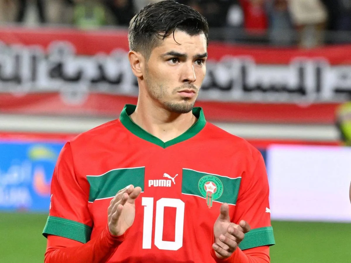 Brahim Diaz : une déclaration d'amour au Maroc et aux Lions de l'Atlas Brahim Díaz en maillot marocain lors d'un match de football.