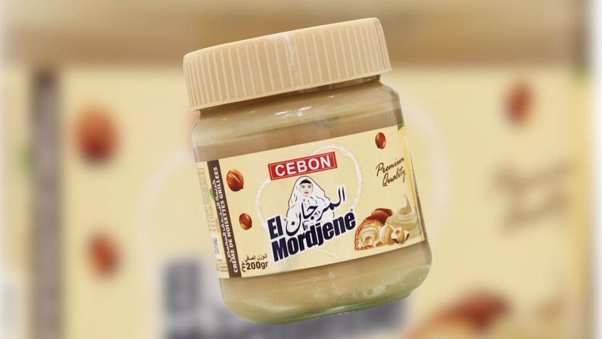 El Mordjene étend son empire au Canada après avoir conquis la France Pot de pâte à tartiner El Mordjene CEBON, saveur douce et crémeuse.