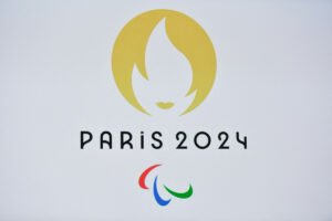 Jeux Paralympiques de Paris 2024 : nouvelle médaille d’or pour l'Algérie Logo officiel des Jeux Paralympiques de Paris 2024 avec flamme et symboles colorés.