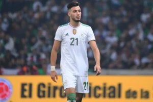 Ramy Bensebaini fait don de son maillot à... Un autre geste de haute classe Ramy Bensebaini fait don de son maillot à...