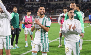 Saïd Benrahma loupe une occasion offerte sur plateau d'or