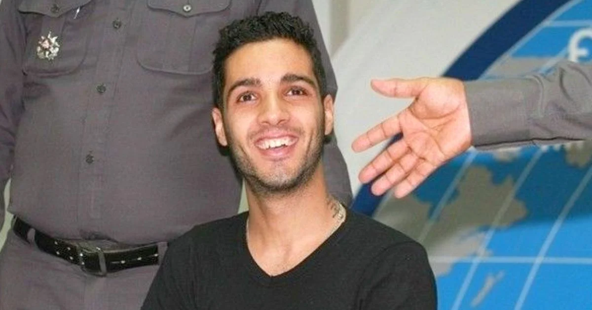 Hamza Bendelladj de retour en Algérie : Un nouveau chapitre pour le hacker souriant de renommée mondiale Hamza Bendelladj de retour en Algérie : Un nouveau chapitre pour le hacker souriant de renommée mondiale