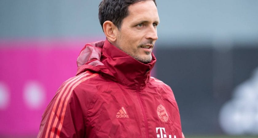 Farès Chaïbi en difficulté : l'entraîneur de l'Eintracht Frankfurt exprime son mécontentement Dino Toppmöller