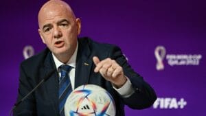 L'Algérie marque un gros point ! Gianni Infantino attendu en Algérie en 2025 Gianni Infantino attendu en Algérie en 2025 pour inaugurer l'académie de Tlemcen