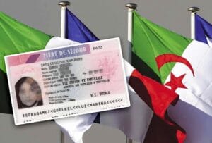 Titre de séjour français avec drapeaux algérien et français.