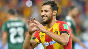 Youcef Belaïli : un héros épuisé, mais incontournable pour l’ES Tunis Youcef Belaïli : un héros épuisé, mais incontournable pour l’ES Tunis