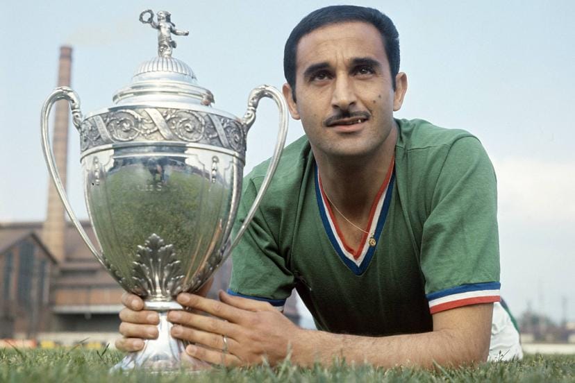 Deuil en Algérie : Décès de Rachid Makhloufi, légende du football Deuil en Algérie : Décès de Rachid Makhloufi, légende du football et symbole de l’indépendance algérienne