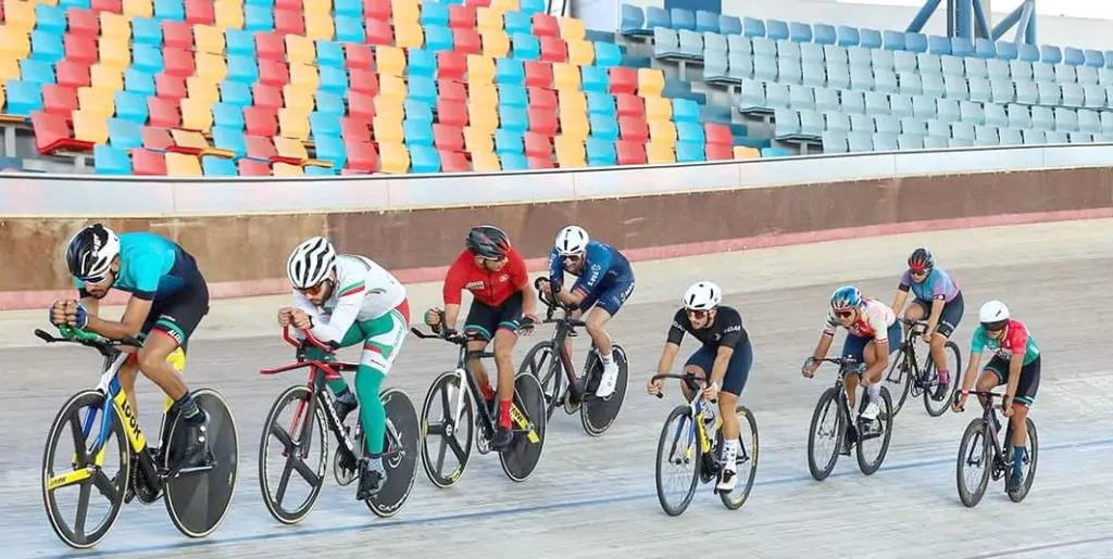 Championnats arabes de cyclisme : Malak Mechab brille avec une médaille d'or