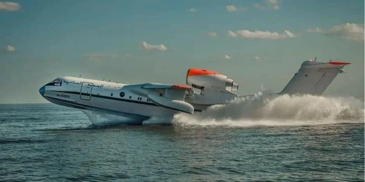 Bonne nouvelle ! L’Algérie renforce sa flotte anti-incendie avec un deuxième Beriev Be-200ES L’Algérie réceptionne son second avion amphibie Beriev Be-200ES, un outil moderne pour lutter contre les incendies et gérer les urgences.