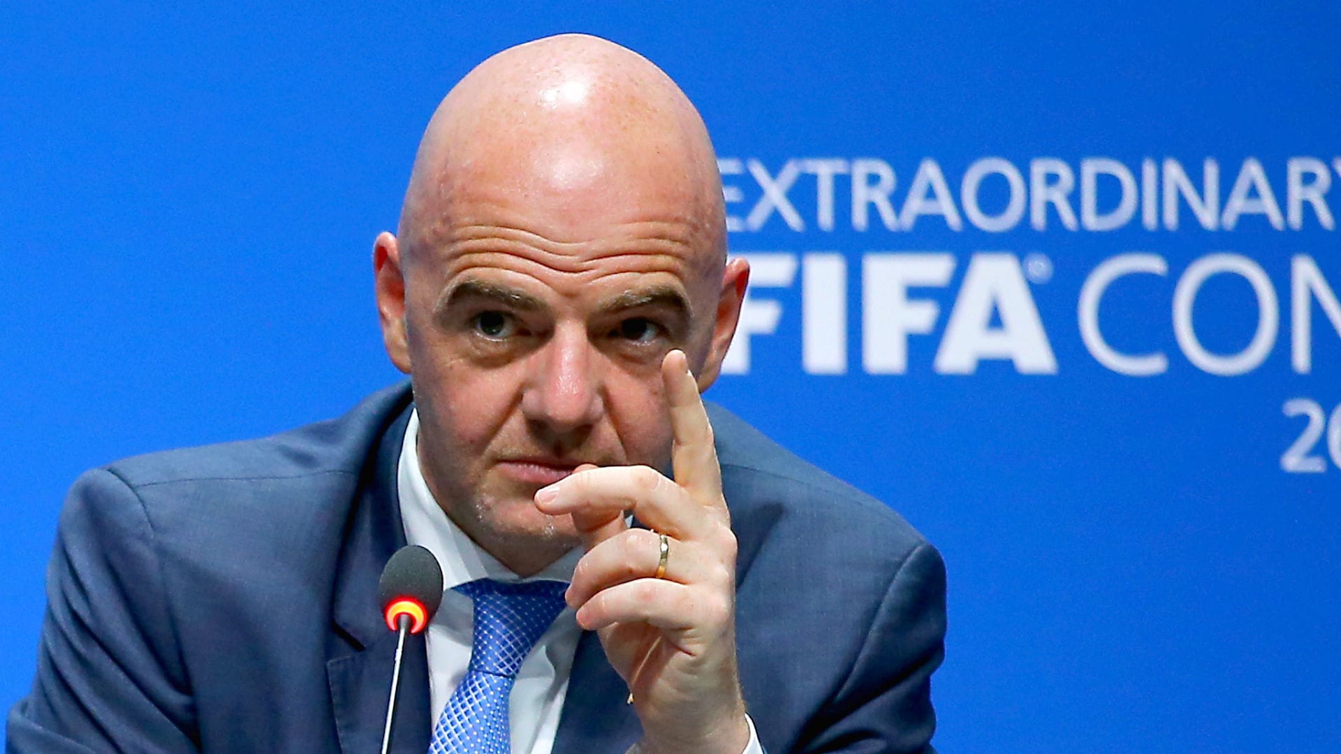 Walid Sadi obtient le feu vert de la FIFA pour contrer Lekjaa Affaire USMA – RS Berkane : découvrez l’énorme décision de la FIFA