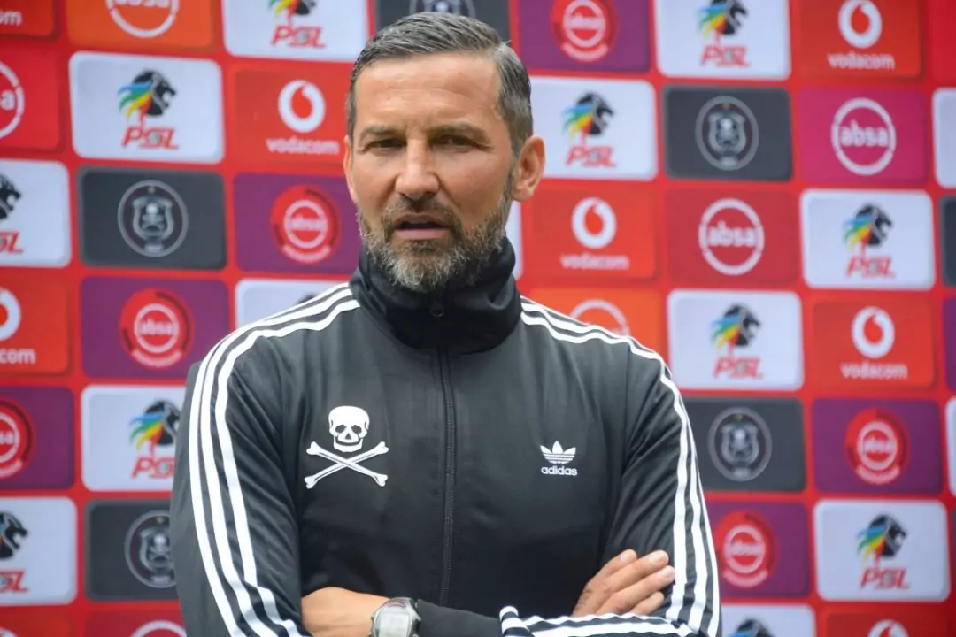 JS Kabylie : "On aurait pu tout perdre !" Zinnbauer explose en conférence de presse ! Josef Zinnbauer au JS Kabylie : ce que demande le coach pour les entraînements