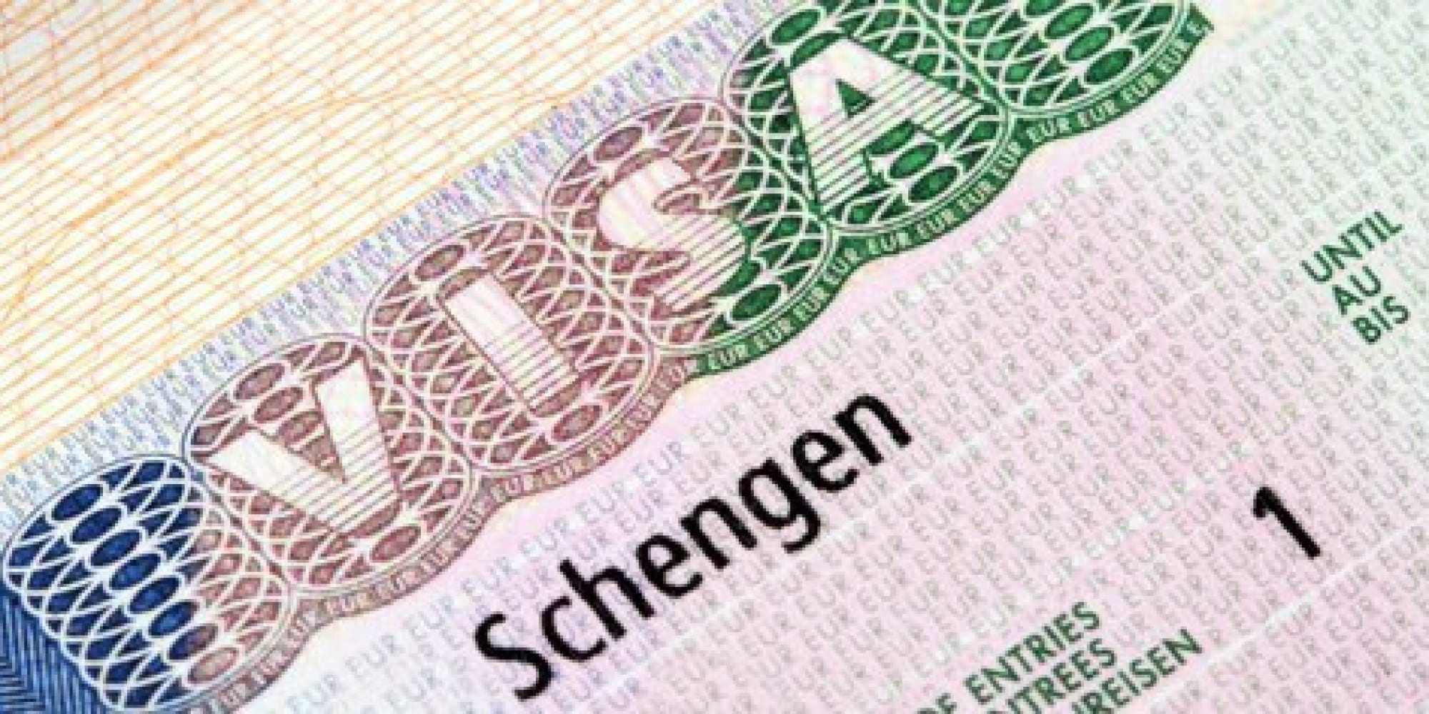 Plan de délivrance de 100 000 visas de travail par le nouveau pays Schengen en 2025 Visa Schengen : Ce pays facilite aux Algériens la procédure en 2025 !