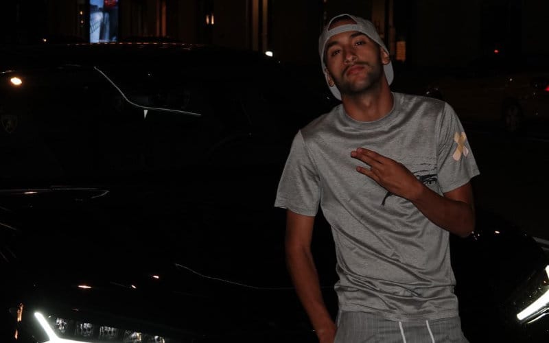 Hakim Ziyech : Un restaurant de luxe à Marrakech malgré les turbulences sportives Hakim Ziyech : Un restaurant de luxe à Marrakech malgré les turbulences sportives