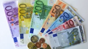 Quel salaire pour vivre confortablement en France en 2025 ? Salaire pour vivre confortablement en France