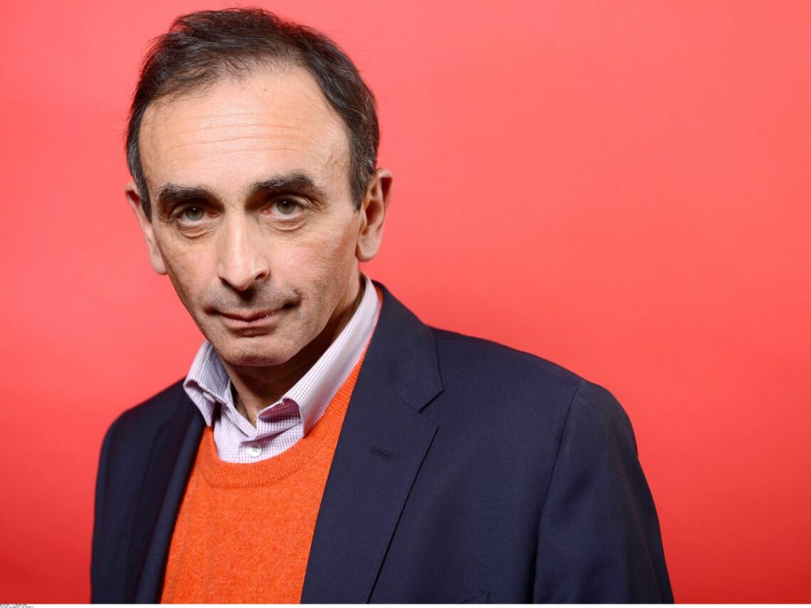 Éric Zemmour condamné pour ses propos chocs sur les mineurs Eric Zemmour humilié par ChatGPT et un journaliste en direct : son mythe sur l'Algérie détruit !