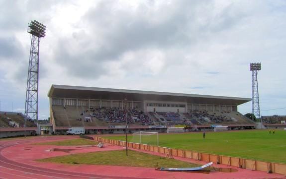 La CAF suscite une nouvelle polémique avec l'Algérie ! stade de Banjul