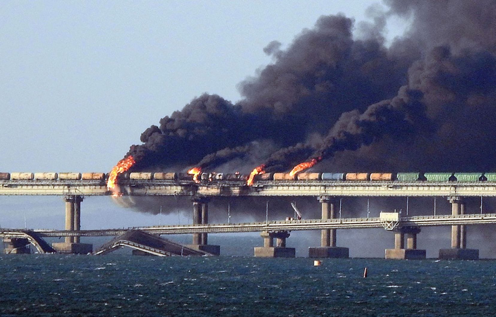 Explosion sur le pont de Crimée : que s'est-il passé exactement ?