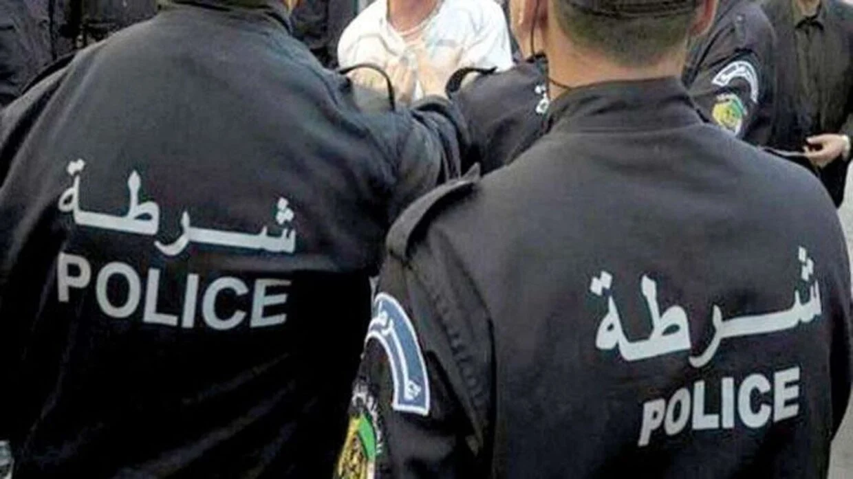 Faux exorciste démasqué à Sétif : il faisait boire de l’eau bénite à ses victimes avant d’être arrêté par la police