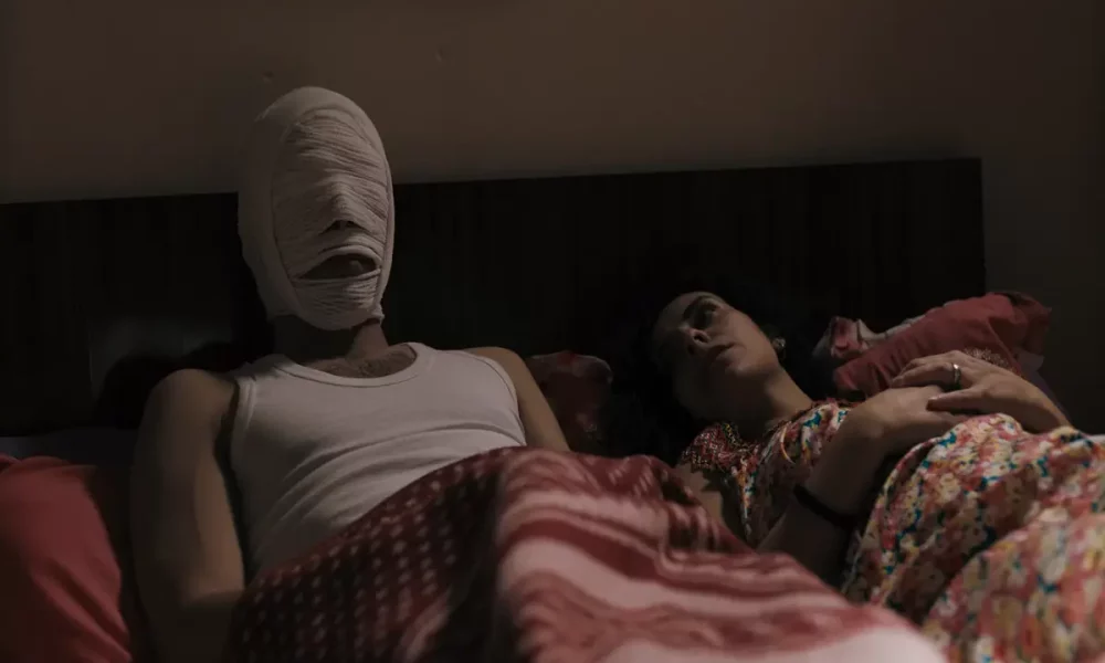 L’Algérie fait frissonner à la Mostra de Venise avec son tout premier film d’horreur en compétition officielle L’Algérie fait frissonner à la Mostra de Venise avec son tout premier film d’horreur en compétition officielle