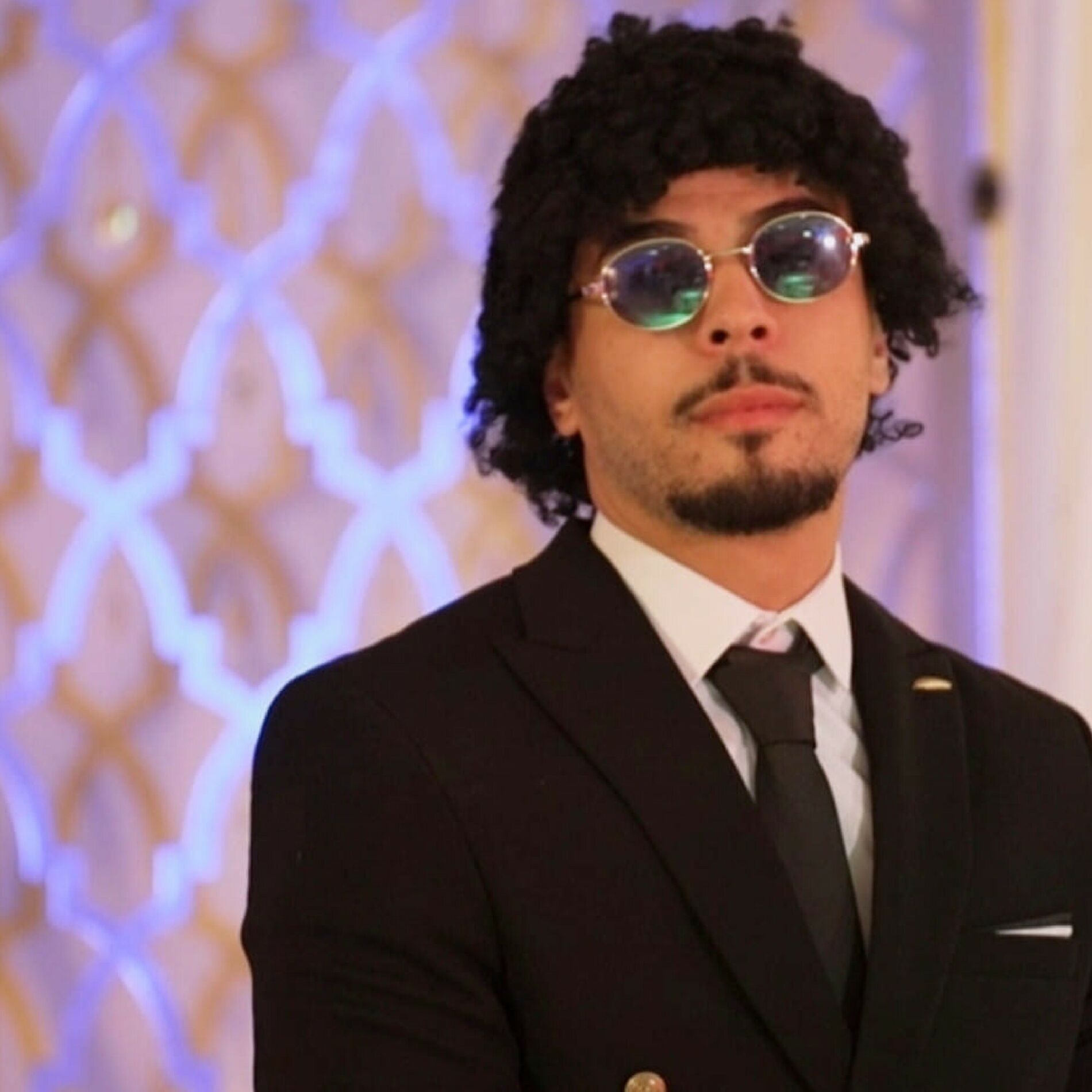 Mohamed Khassani dans un clip marocain : la polémique qui divise l’Algérie ! Mohamed Khassani dans un clip marocain : la polémique qui divise l’Algérie !