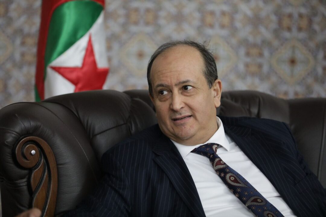 Changement surprise en Algérie : Sifi Ghrieb nommé intérimaire Changement surprise en Algérie : Sifi Ghrieb nommé intérimaire