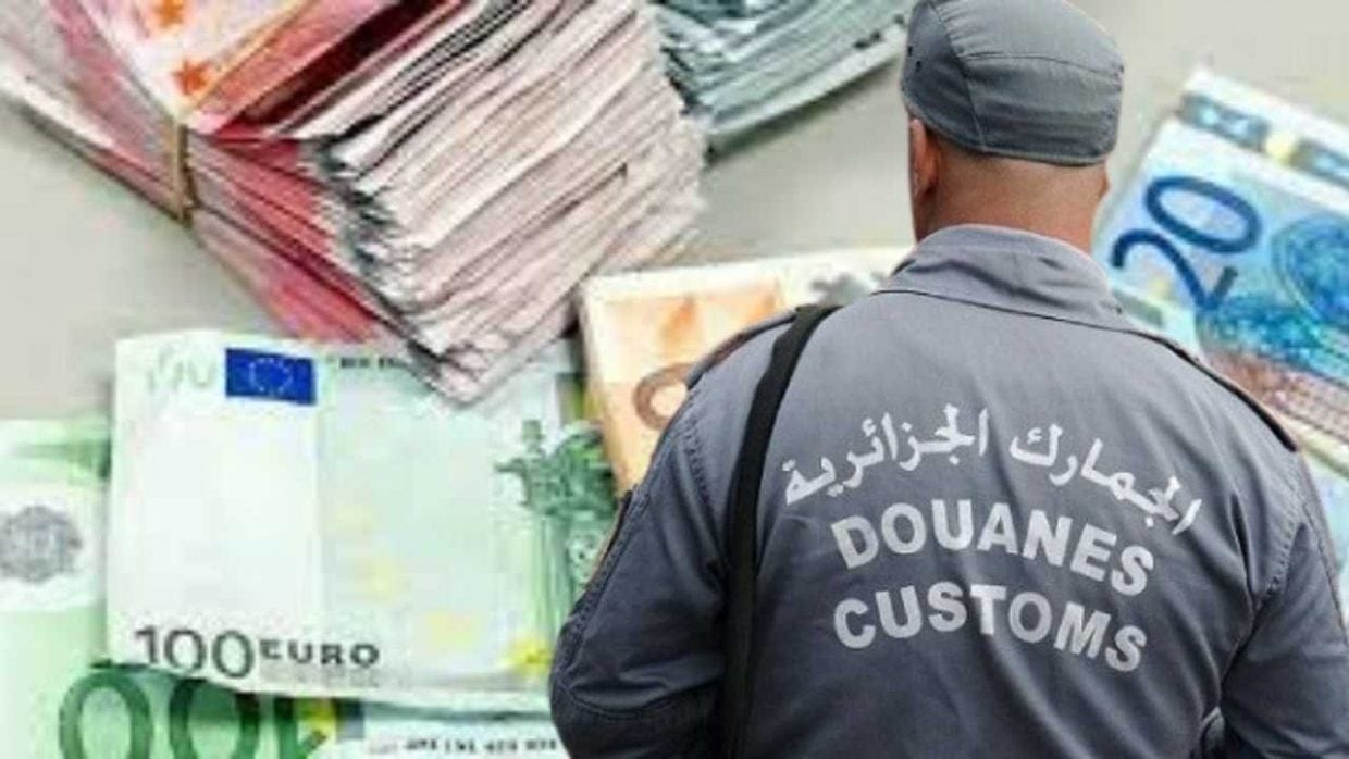 Saisie record d’argent en Algérie : un réseau démantelé Saisie record d’argent en Algérie : un réseau démantelé