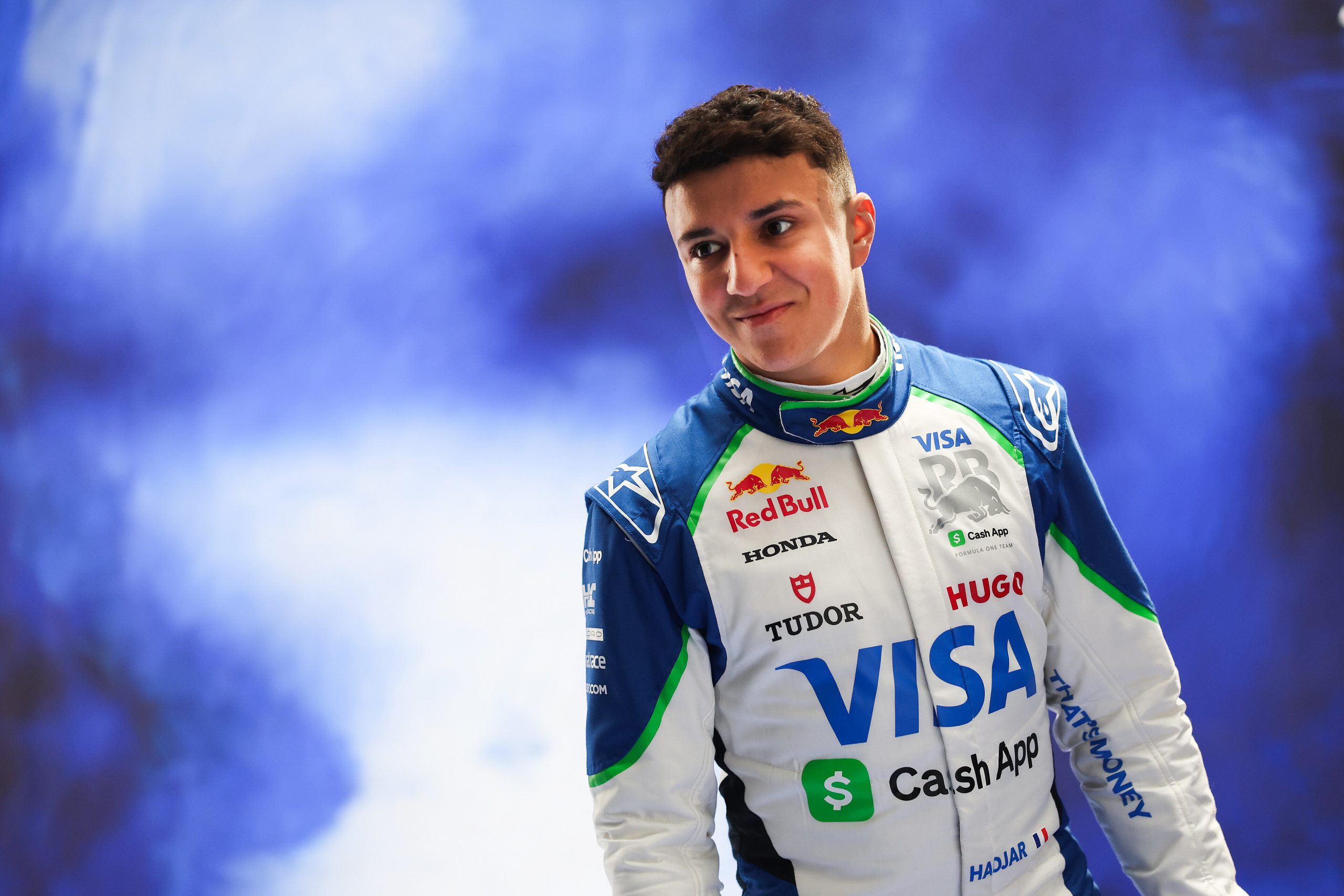 Isack Hadjar, pilote franco-algérien crée la surprise sur le podium F1 de Zandvoort Isack Hadjar, pilote franco-algérien crée la surprise sur le podium F1 de Zandvoort